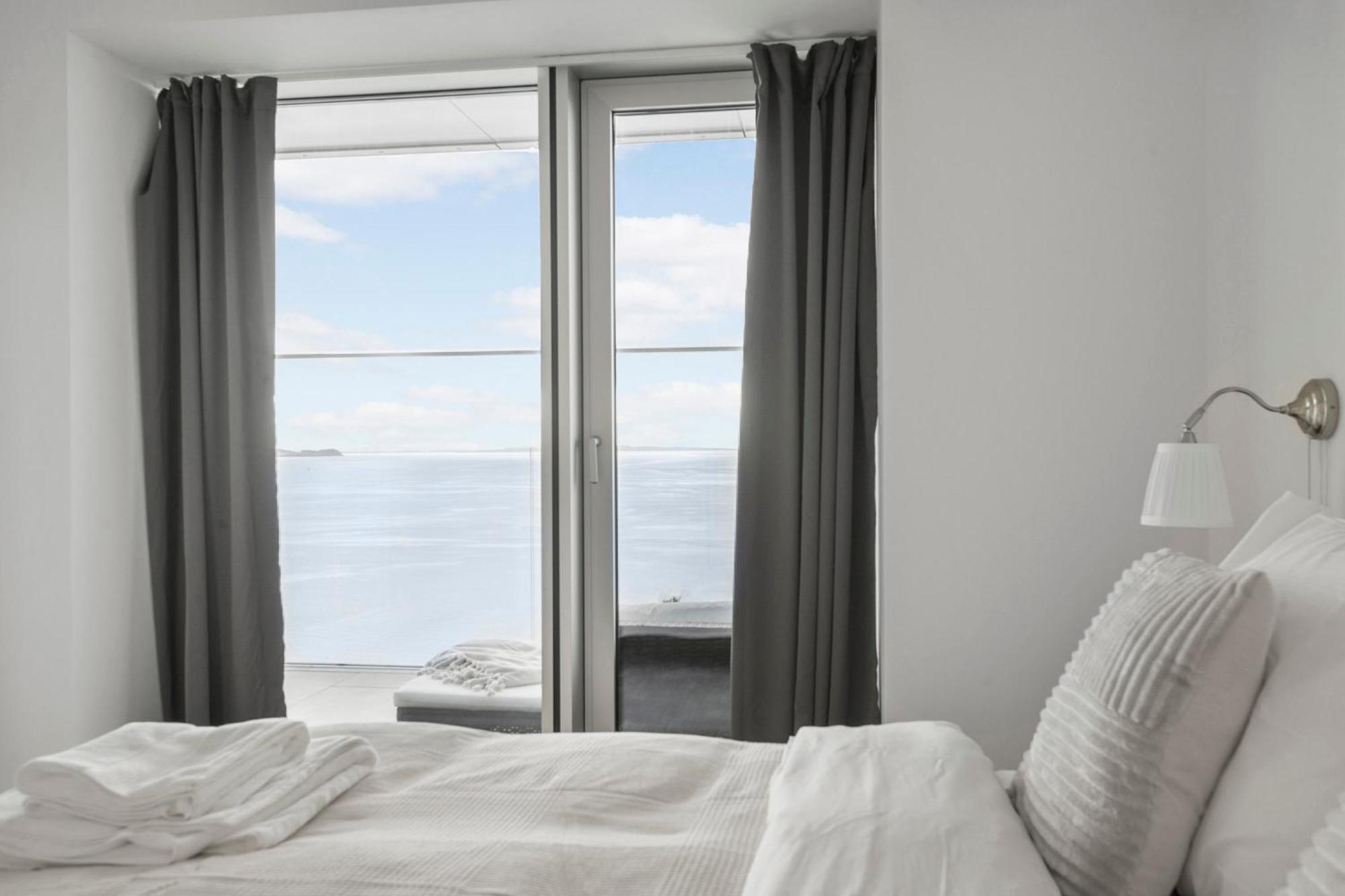 Endless Ocean Views With Private Balcony Lägenhet Århus Exteriör bild