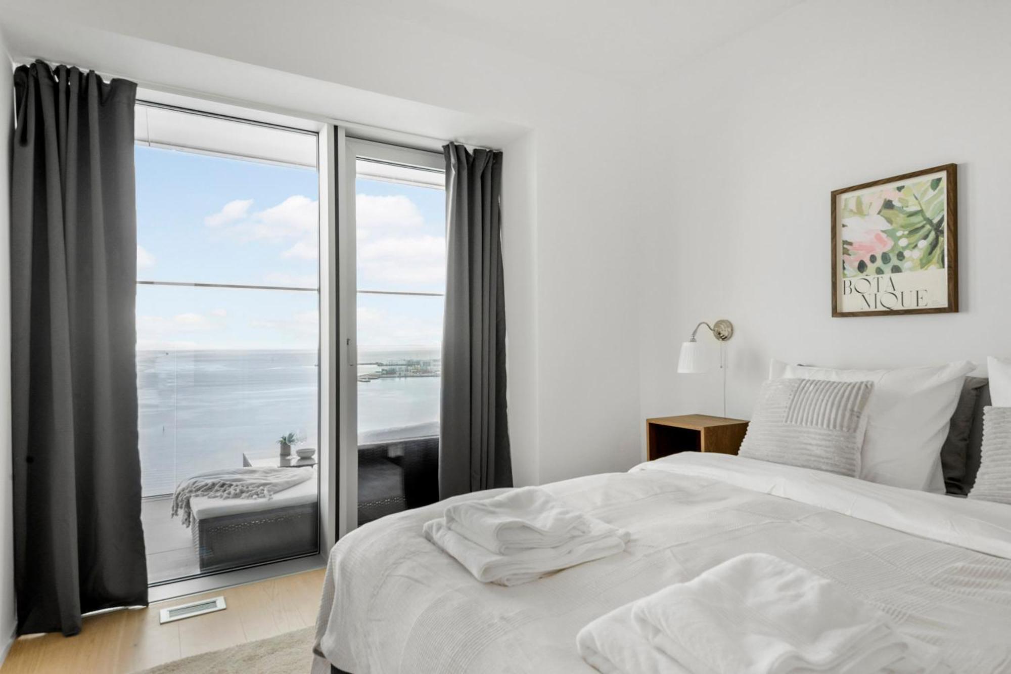 Endless Ocean Views With Private Balcony Lägenhet Århus Exteriör bild