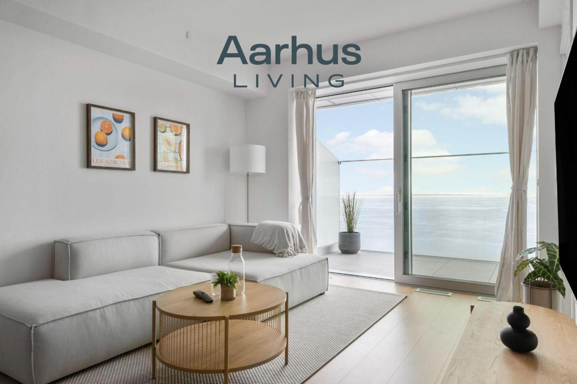 Endless Ocean Views With Private Balcony Lägenhet Århus Exteriör bild